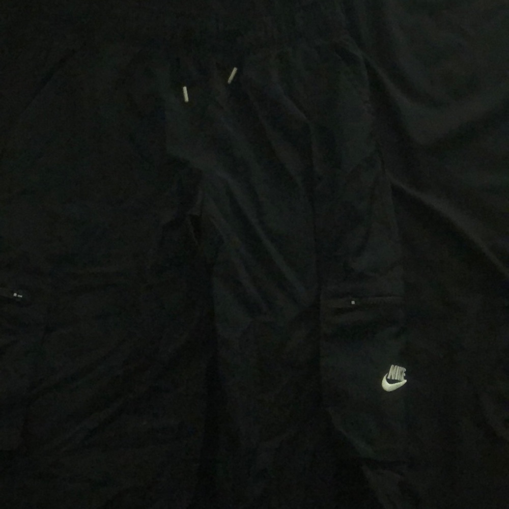 Nike cargos